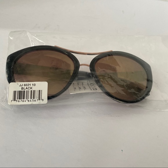 JOE’S JEANS SUNGLASSES - Picture 7 of 7